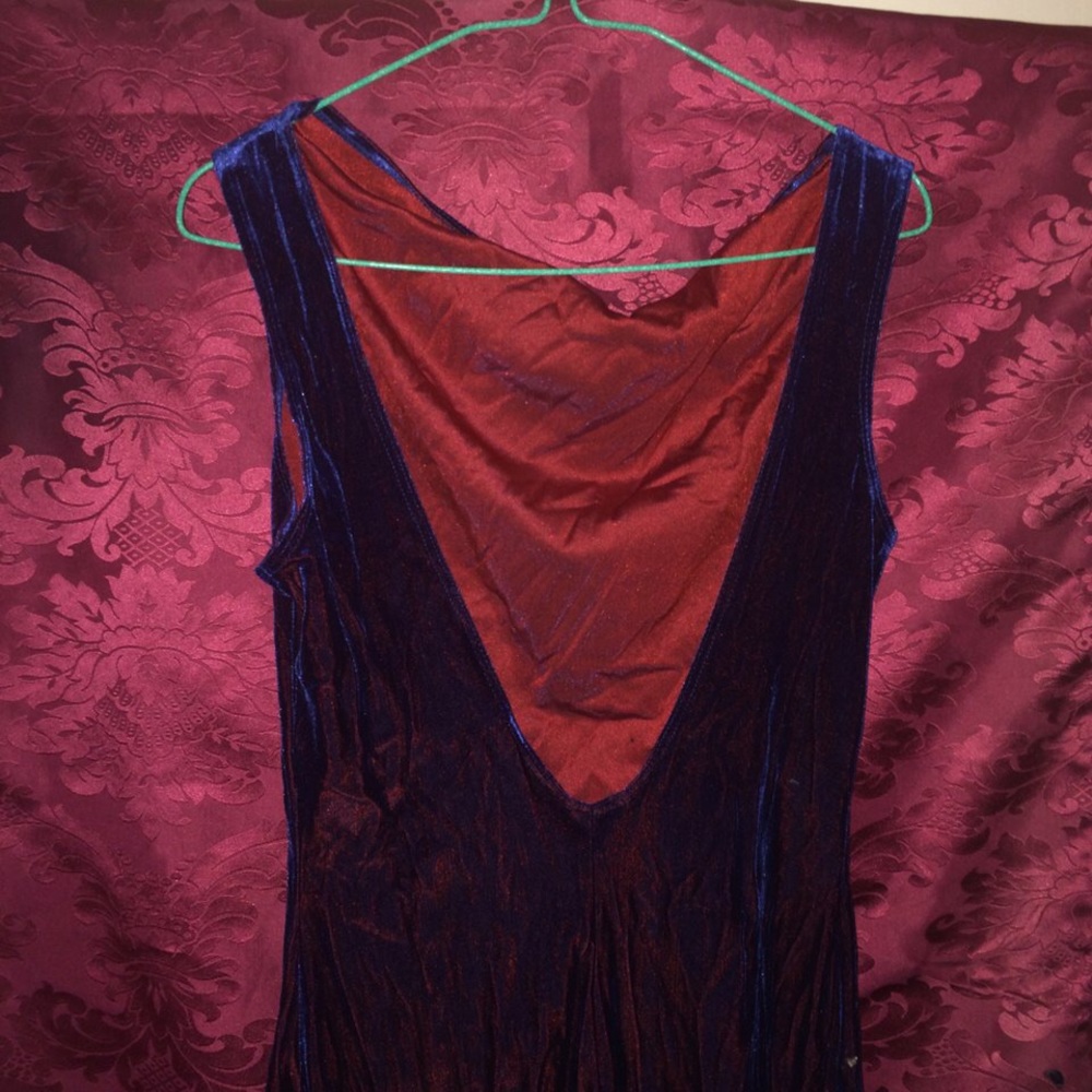 Blue/Red Velvet Open Backed Pencil Dress. 💙❤️